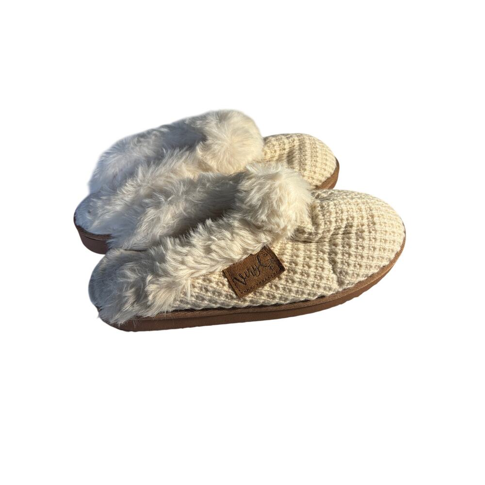 Very G Cream Knit Faux Fur Slippers Size 10 Cozy Lounging Snuggle